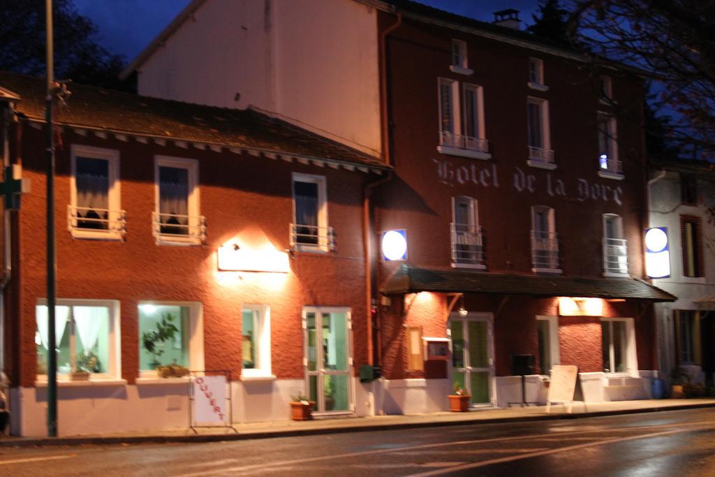 Logis Hotel Restaurant De La Dore Vertolaye Zewnętrze zdjęcie